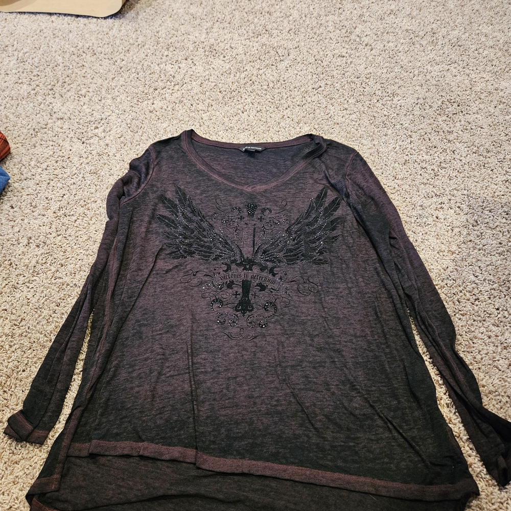 Women's Black Graphic Long Sleeve Top